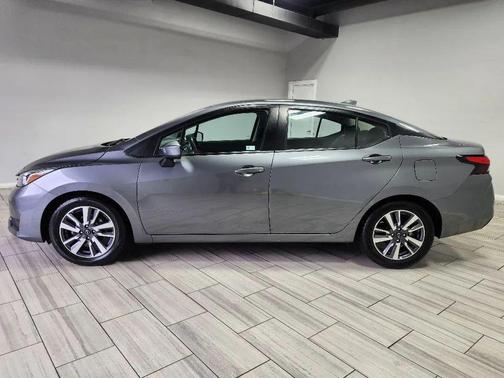 2023 Nissan Versa 1.6 SV