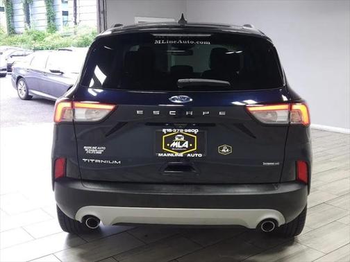 2021 Ford Escape Titanium