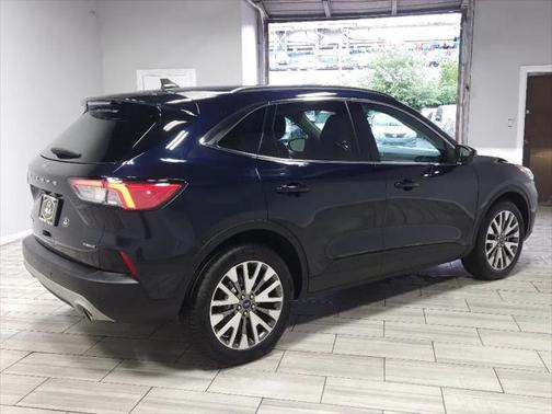 2021 Ford Escape Titanium