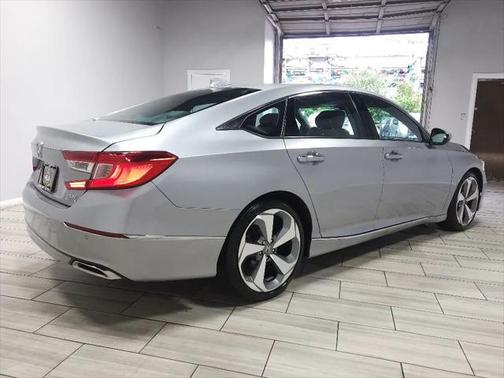 2020 Honda Accord Touring 2.0T