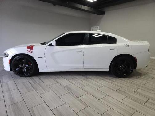 2017 Dodge Charger R/T