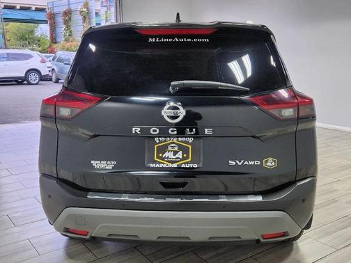 2021 Nissan Rogue SV