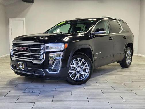 2023 GMC Acadia AWD SLT