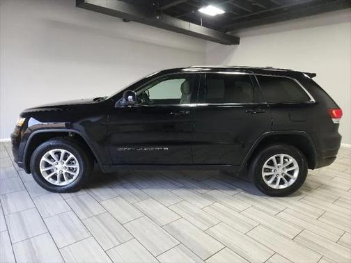 2022 Jeep Grand Cherokee Laredo