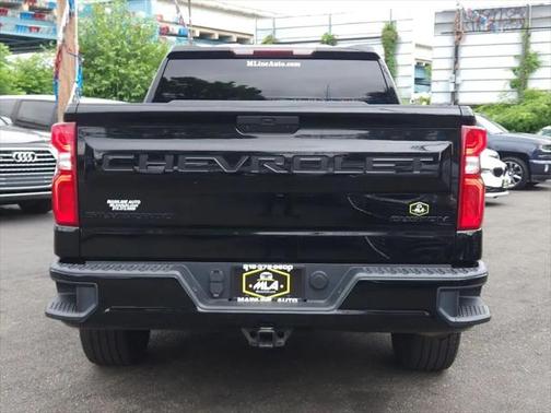 2020 Chevrolet Silverado 1500 Custom