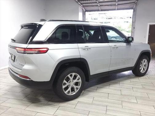 2023 Jeep Grand Cherokee Limited X