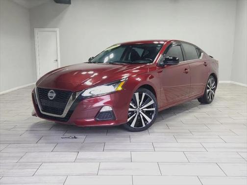 2021 Nissan Altima SR FWD