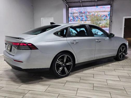 2024 Honda Accord Hybrid Base