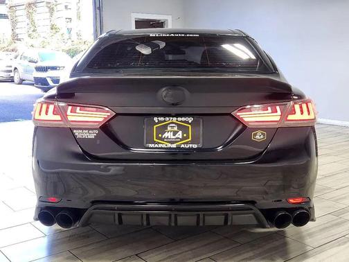 2018 Toyota Camry SE