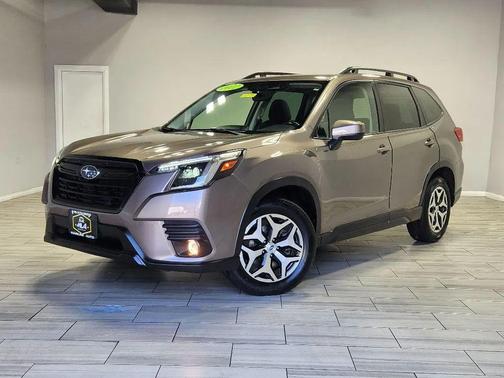 2022 Subaru Forester Premium