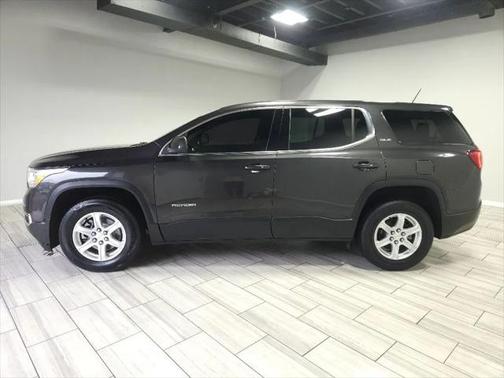 2017 GMC Acadia SLE-1