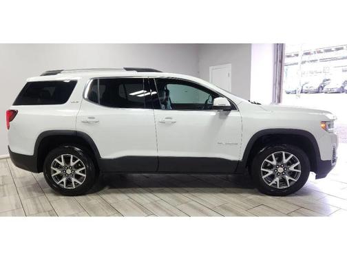 Summit White 2023 GMC Acadia FWD SLT