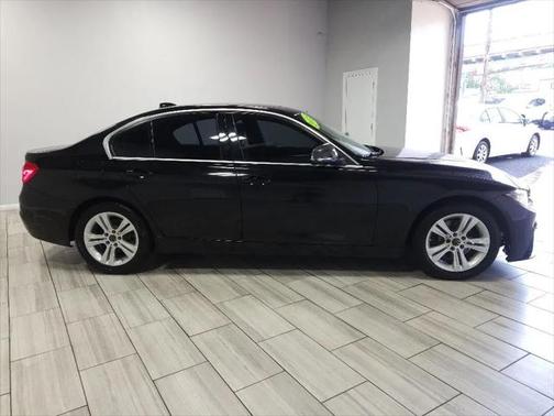 2018 BMW 330 xDrive