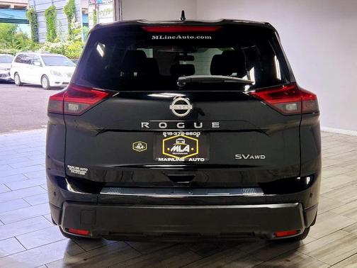 2024 Nissan Rogue SV