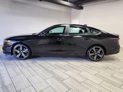 2024 Honda Accord Hybrid Base