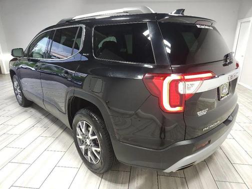 2023 GMC Acadia FWD SLT