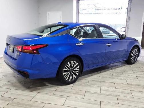 Bluestone Pearl 2025 Nissan Altima SV FWD