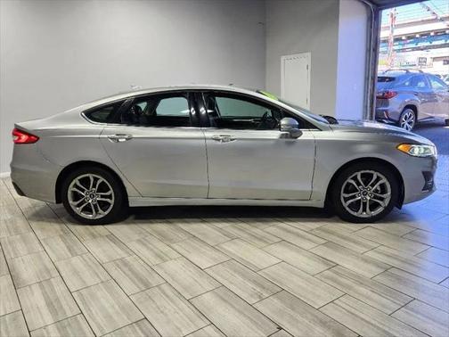 2020 Ford Fusion SEL