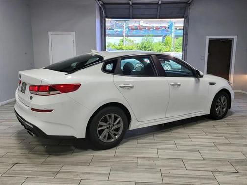 2020 Kia Optima LX