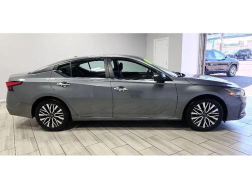 Gun Metallic 2024 Nissan Altima 2.5 SV