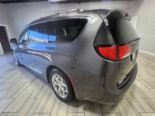 2019 Chrysler Pacifica Limited