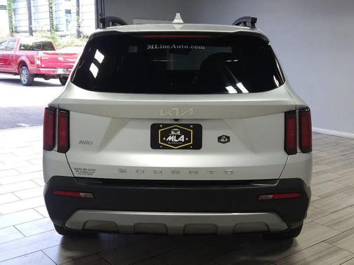 2022 Kia Sorento EX