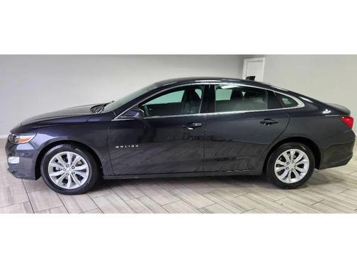 Dark Ash Metallic 2023 Chevrolet Malibu FWD 1LT