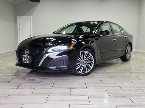 2023 Nissan Altima 2.5 SL