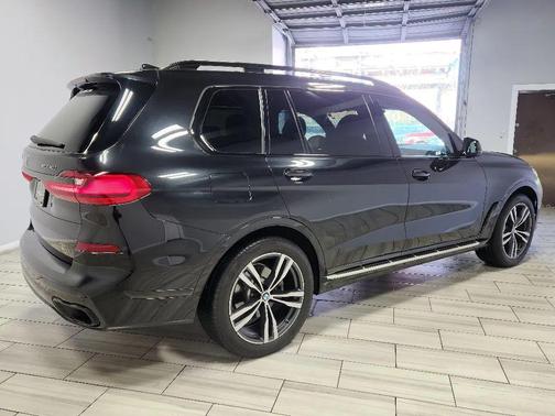2020 BMW X7 xDrive40i