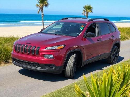 2017 Jeep Cherokee Sport