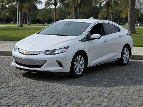 2018 Chevrolet Volt Premier