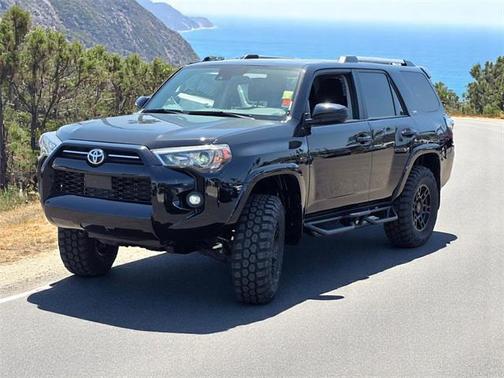 2024 Toyota 4Runner SR5