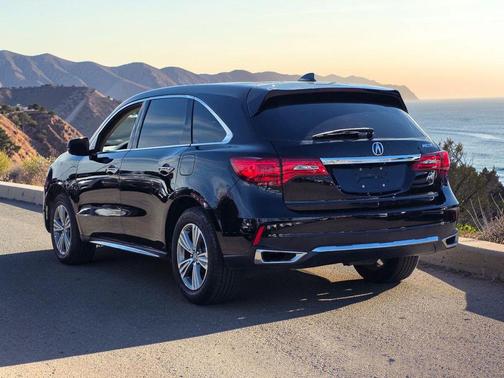 Majestic Black Pearl 2020 Acura MDX 3.5L