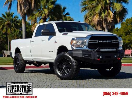 2019 RAM 3500 Big Horn Crew Cab 4x4 8' Box