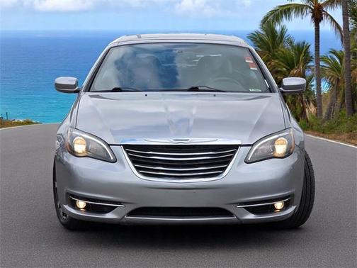 2014 Chrysler 200 S