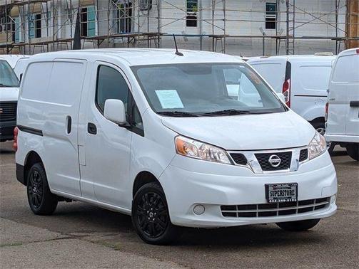 2020 Nissan NV200 SV