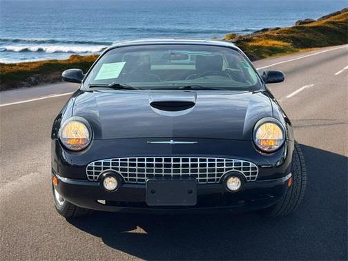 2002 Ford Thunderbird Base