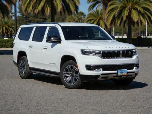 2024 Jeep Wagoneer L Series II 4x4