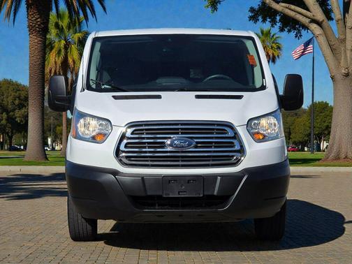 2018 Ford Transit-350 XLT
