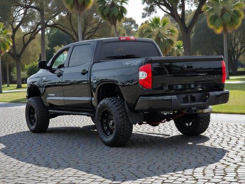 2018 Toyota Tundra SR5