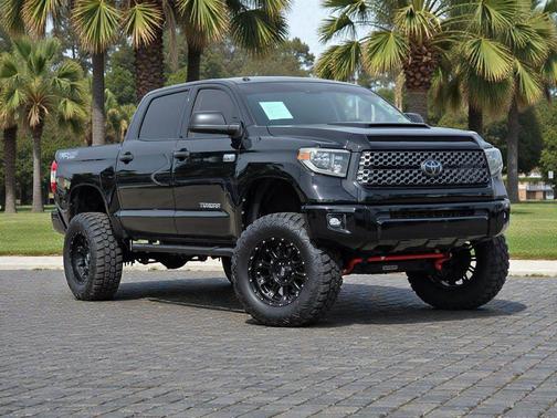 2018 Toyota Tundra SR5