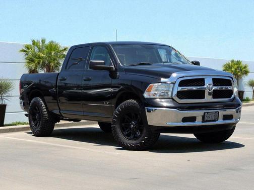 2020 RAM 1500 Classic SLT