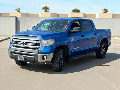 2017 Toyota Tundra SR5