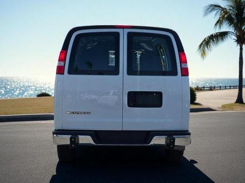 2023 Chevrolet Express 2500 RWD 2500 Regular Wheelbase WT