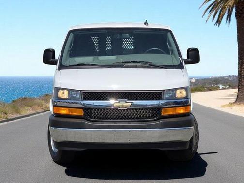 2023 Chevrolet Express 2500 RWD 2500 Regular Wheelbase WT