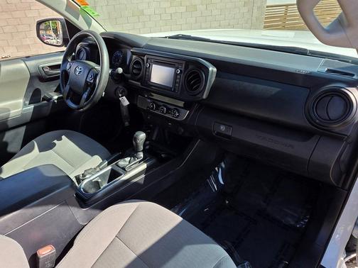 2018 Toyota Tacoma SR