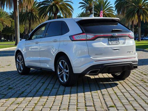 2017 Ford Edge Sport