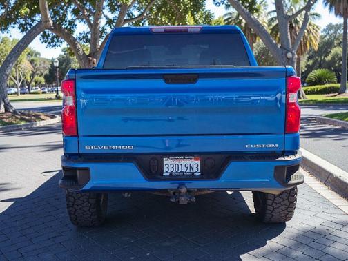 2022 Chevrolet Silverado 1500 Custom