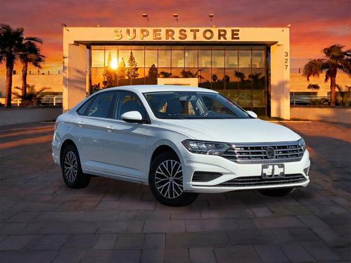 Pure White 2021 Volkswagen Jetta 1.4T SE