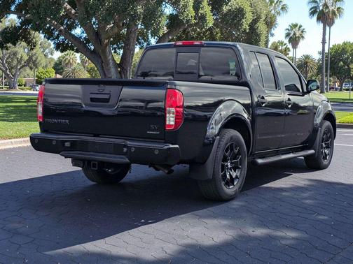 2020 Nissan Frontier SV